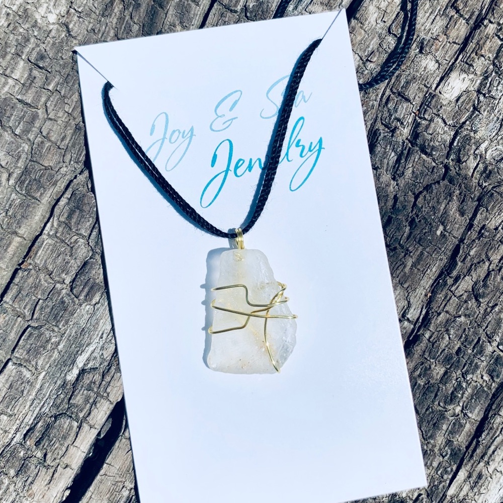 🐳 3/$25 Paradise Found Seaglass Necklace - Picture 4 of 6